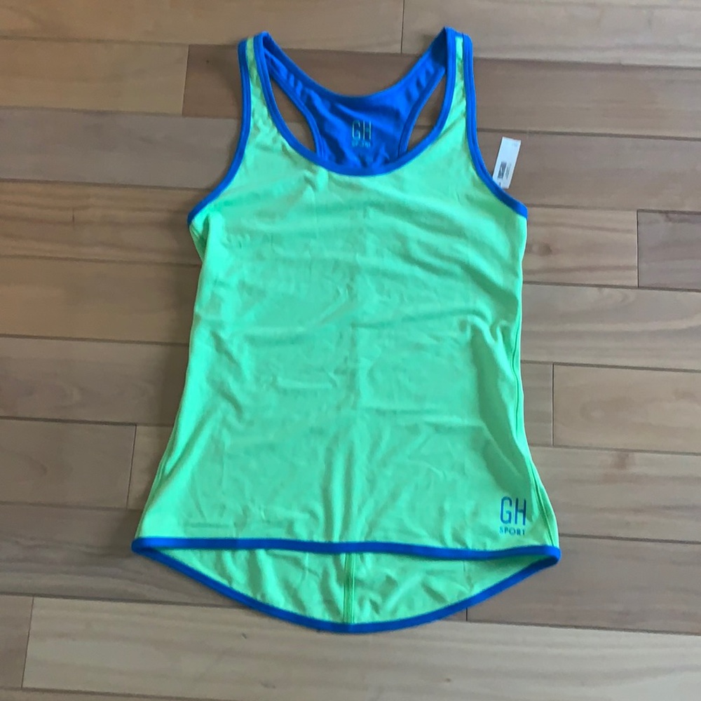 GILLY Hicks sport top size L
